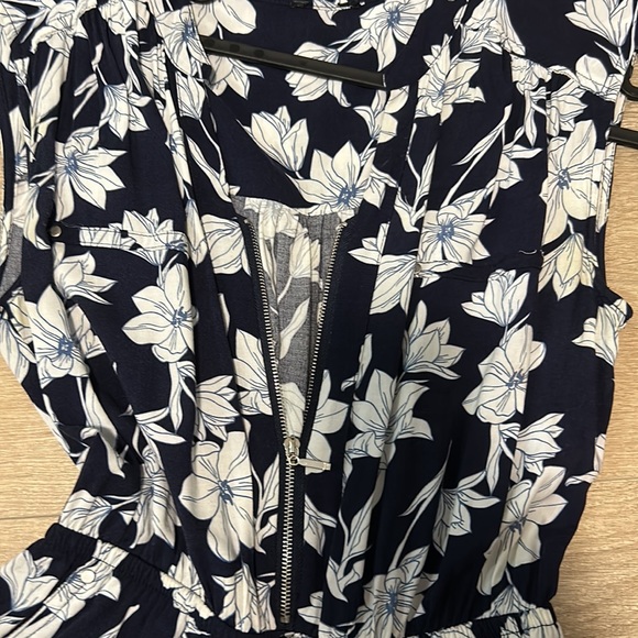 floral dress - Picture 2 of 3